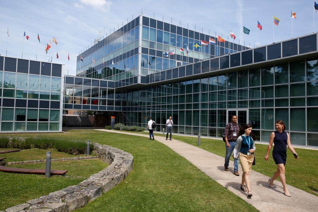 insead mba gmat score